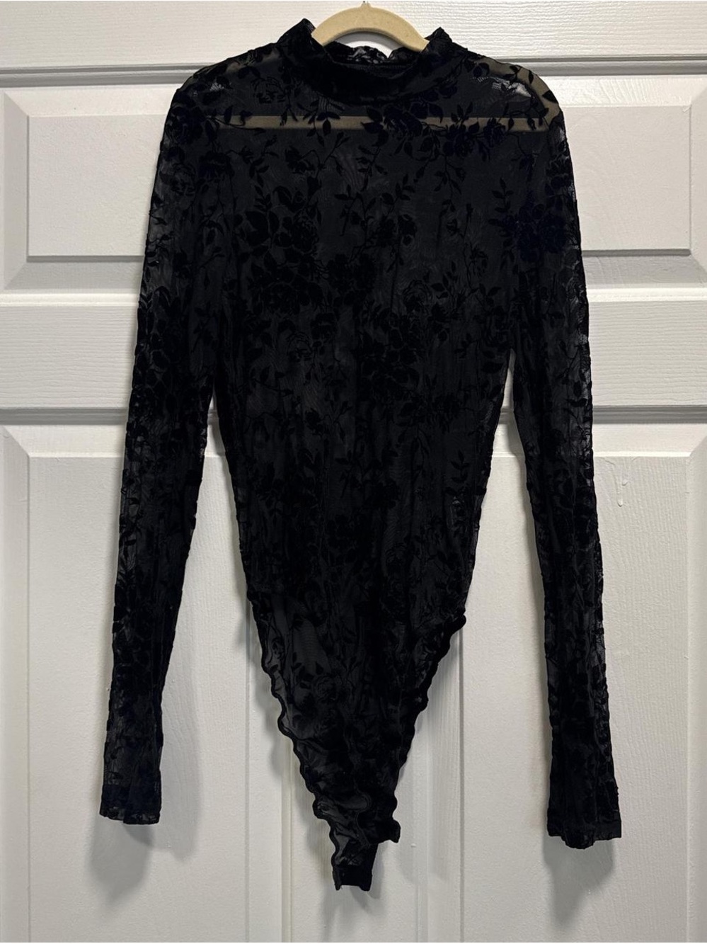 SHEIN Black Sheer Floral Long-Sleeve Bodysuit